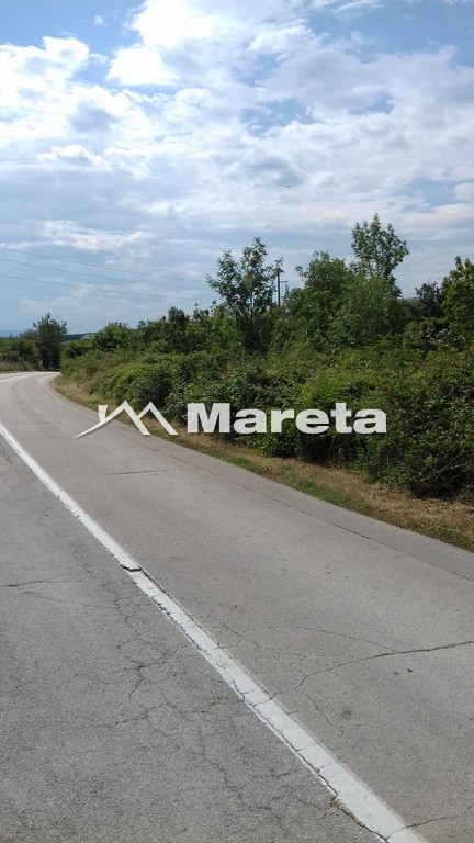Žunići, komercijalno zemlji&scaron;te 1500m2
