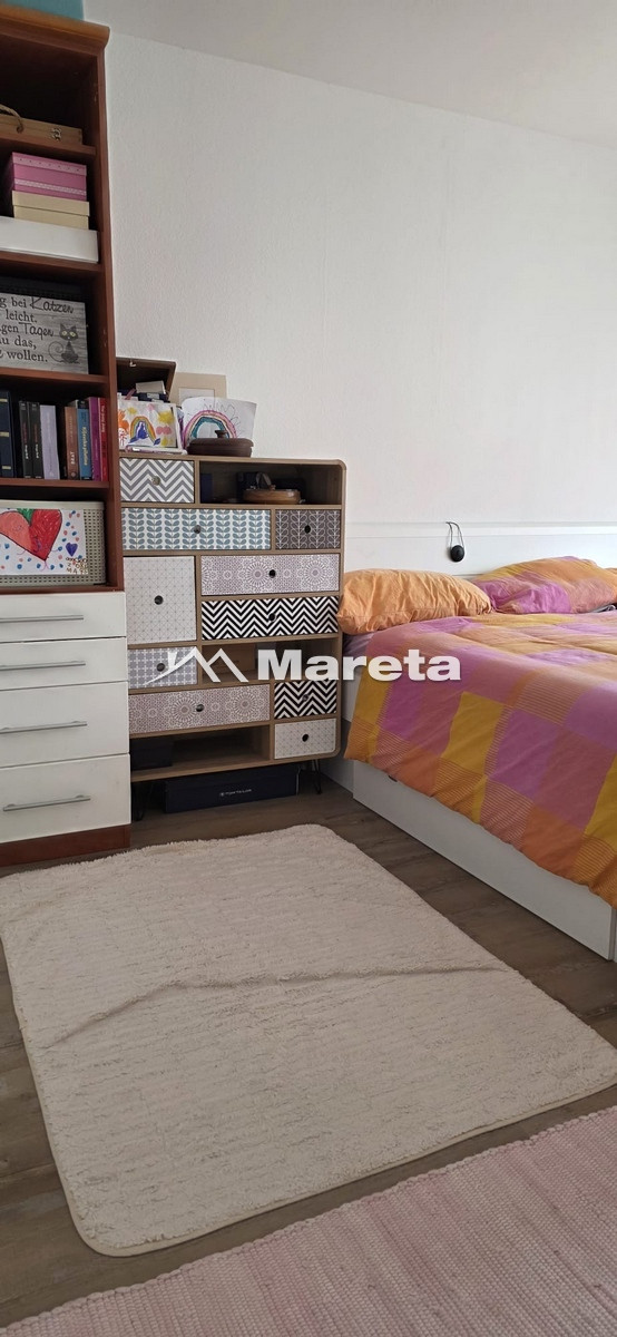 Zadar &ndash; Bili brig | 80,59 m&sup2; | 2S+DB | Kompletno renoviran | Namje&scaron;ten | Mogućnost 3. sobe