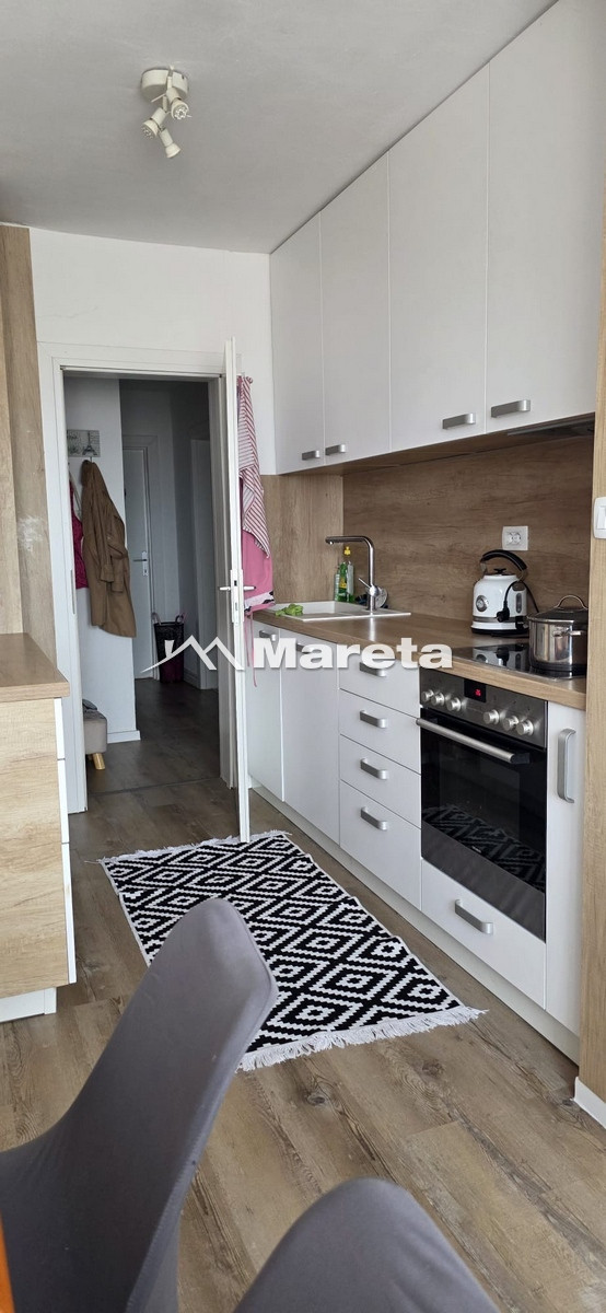 Zadar &ndash; Bili brig | 80,59 m&sup2; | 2S+DB | Kompletno renoviran | Namje&scaron;ten | Mogućnost 3. sobe