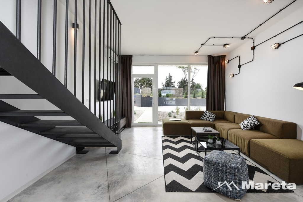 MODERNA NOVA VILLA SA 13 SOBA I BAZENOM!!!