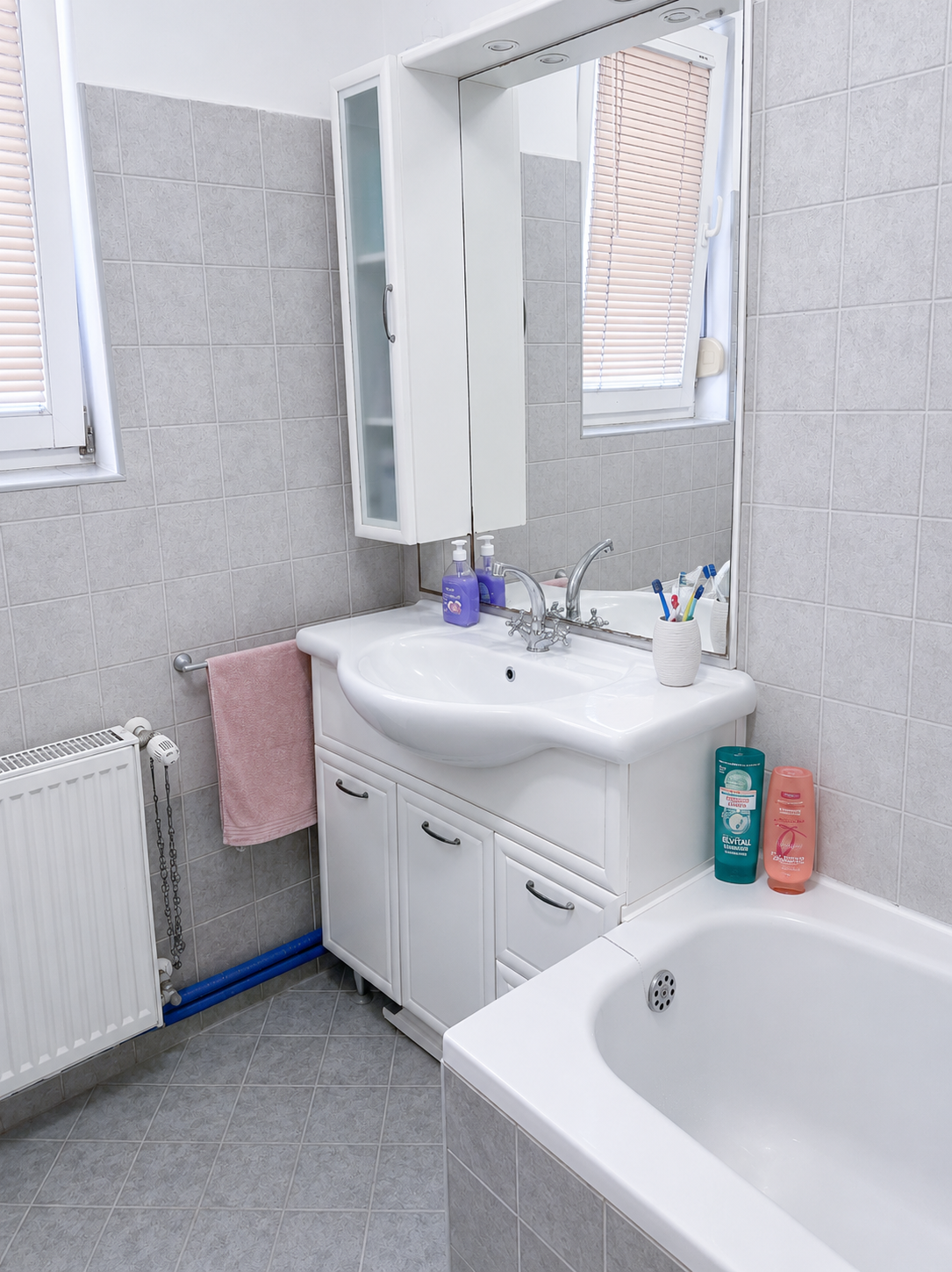 3-soban stan 95 m&sup2; s lođom i spremi&scaron;tem, 3.kat, lift!!! 