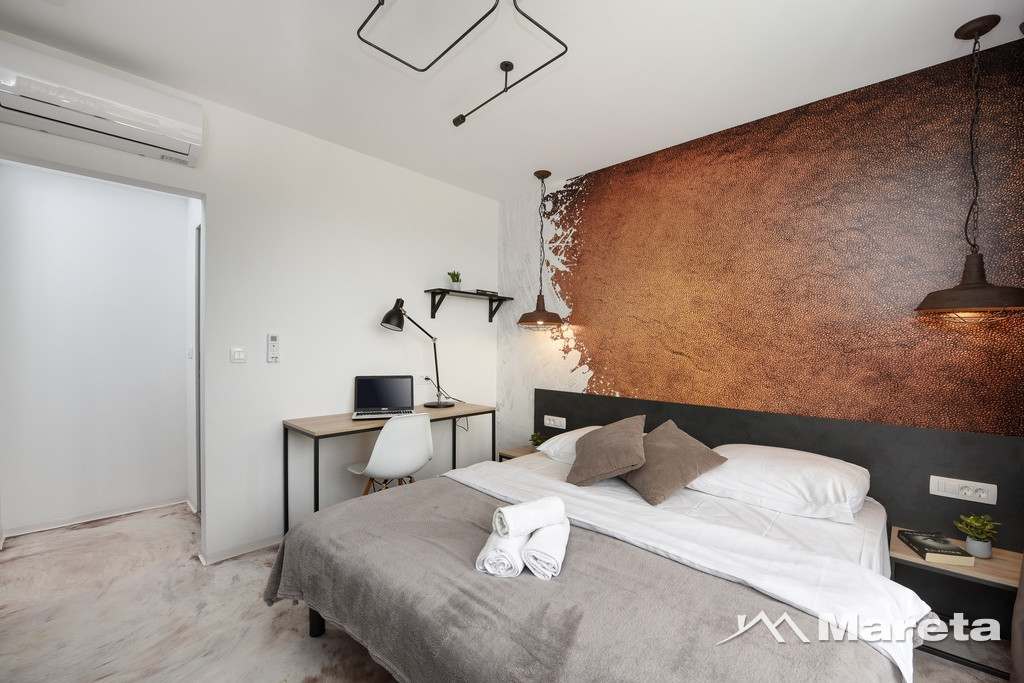 MODERNA NOVA VILLA SA 13 SOBA I BAZENOM!!!