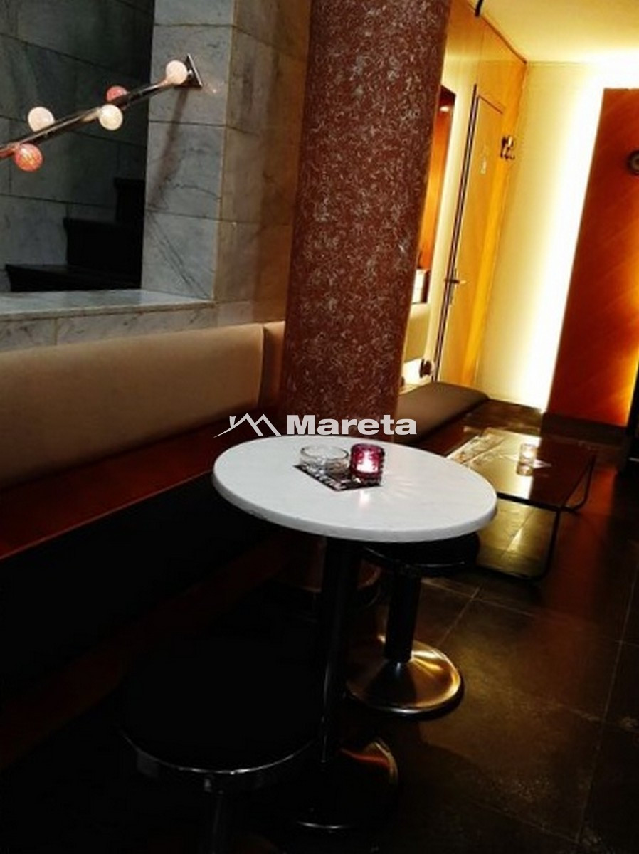 UHODANI CAFFE BAR 78M2 + TERASA!!!