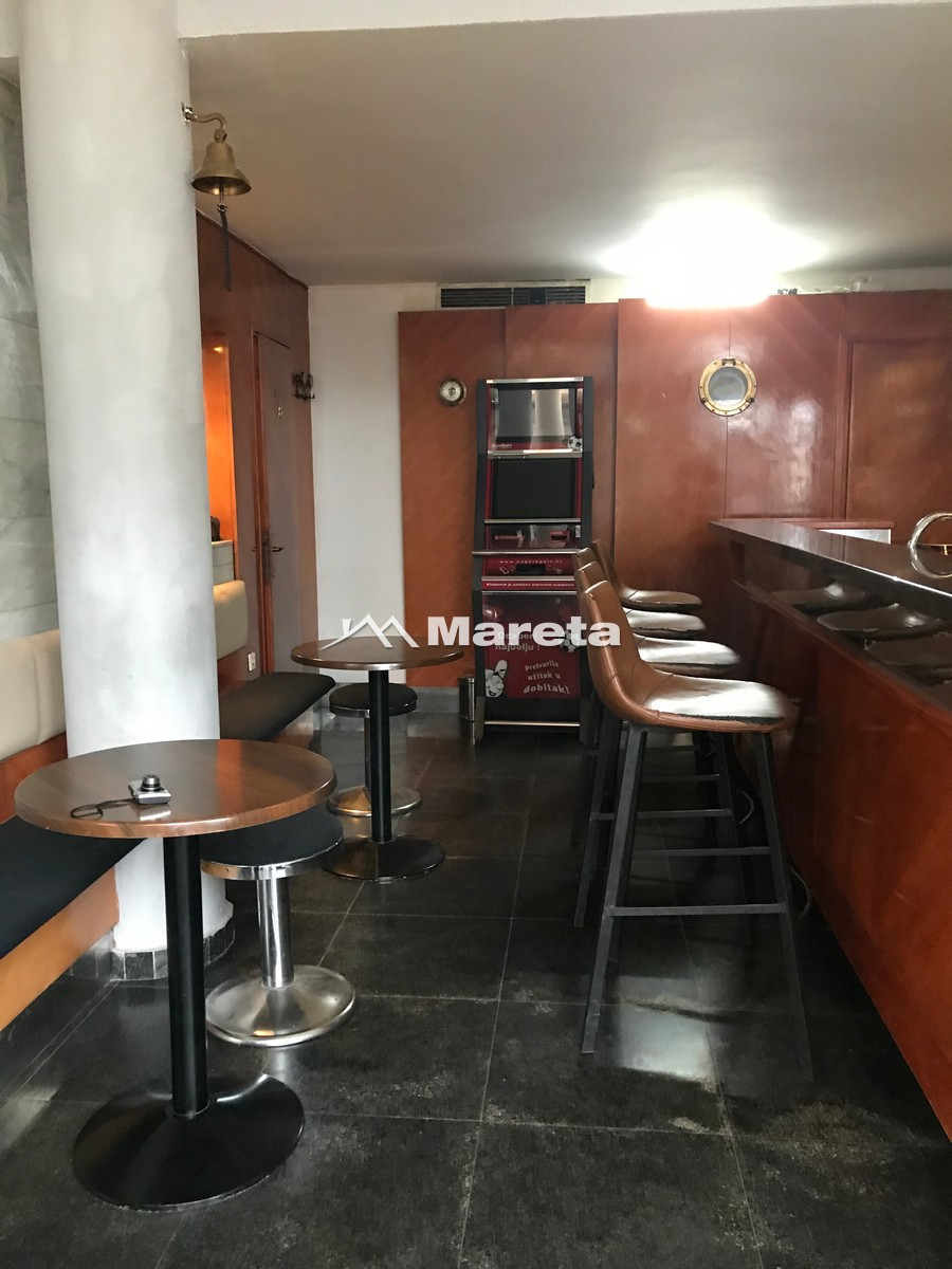 UHODANI CAFFE BAR 78M2 + TERASA!!!