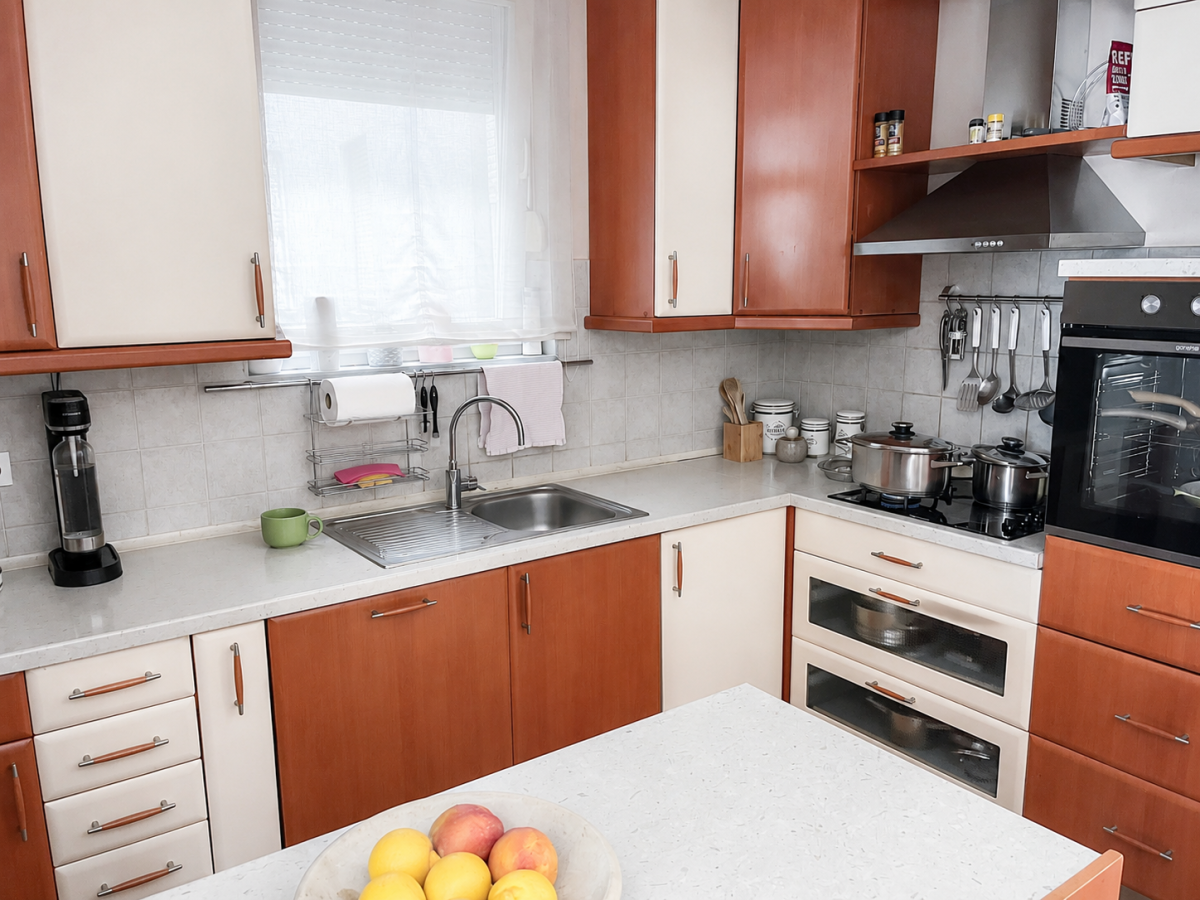 3-soban stan 95 m&sup2; s lođom i spremi&scaron;tem, 3.kat, lift!!! 