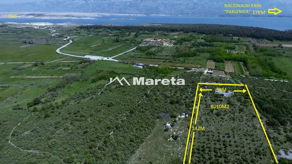 Građevinsko zemlji&scaron;te, Vrsi, 8010 m2