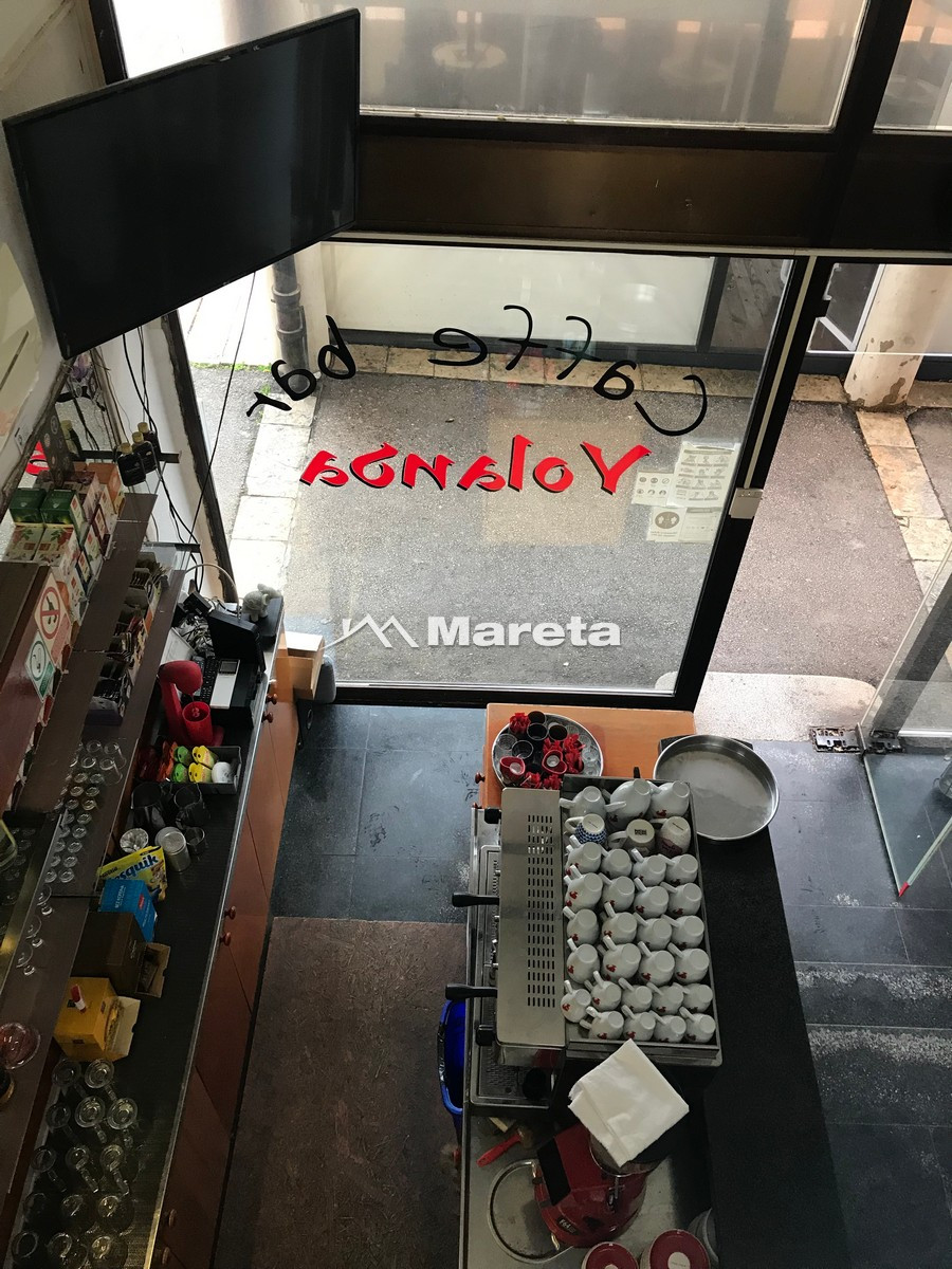 UHODANI CAFFE BAR 78M2 + TERASA!!!